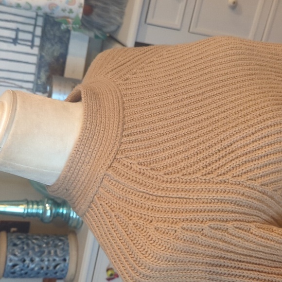 New Banana Republic Sweater Tan/Ivory Neutral Ribbed Knit Cotton Blend Cropped - Picture 4 of 8